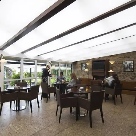 فندق Virxe Da Cerca By De Compostela 4*