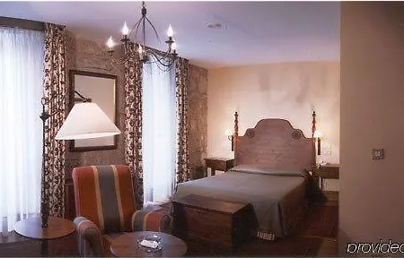 Virxe Da Cerca By De Compostela Hotel