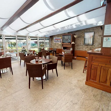 Virxe Da Cerca By De Compostela 4*