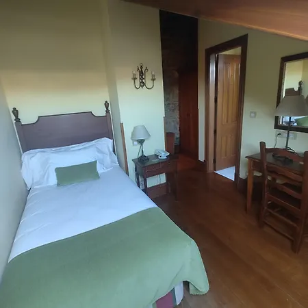 Virxe Da Cerca By De Compostela Hotel