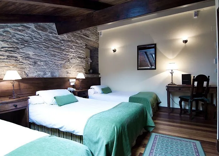 Virxe Da Cerca By De Compostela Hotel