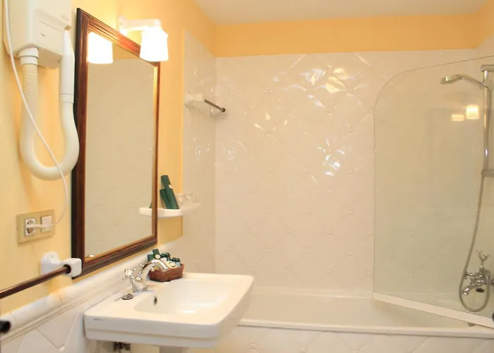 Hotel Virxe Da Cerca By De Compostela