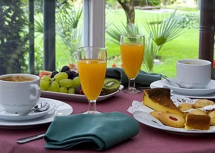 Hotel Virxe Da Cerca By De Compostela 4*